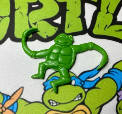 Vintage 1990 TMNT Ninja Turtles City Sewer Turtle Chain Game Piece Part 901W F10 - Image 1 of 2
