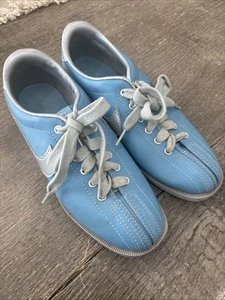 Vintage 1980s Nike Baby Blue + Silver Leather Bowling Shoes Retro US Women's 7.5 - Picture 1 of 6