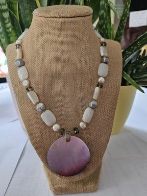 Lia Sophia Fasion Jewelry Necklace Round Shell Disc Pendant Beaded Chain 21" L - Image 1 of 4