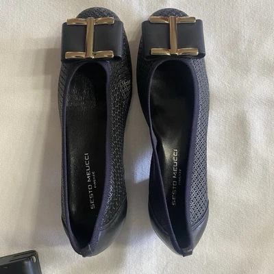 Zapatos para mujer Sesto Meucci de cuero azul marino de tacón bajo talla 6 nuevos sin caja Foto 1 de 4