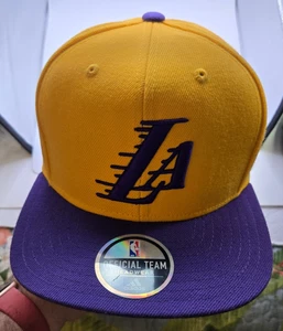 La Lakers Adidas Official Court Cap New Snapback Official Team Headwear - Picture 1 of 6
