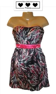 NEU MIT ETIKETT $ 68,00 GRÖSSE 7 TRIXXI TRÄGERLOSES COCKTAILKLEID PARTY ÜBER KNIE SCHWARZ PINK NEU - Bild 1 von 4