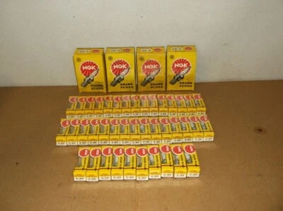 Lot of 40 NGK C-9H Spark Plugs for Honda C70, CM200T, CT70, XL100S, XR100 Foto 1 de 4