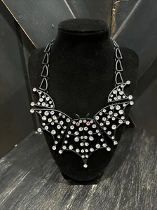 Betsey Johnson Halloween Black Matte Enamel Bat Crystal Bib Collar Necklace NWT - Picture 1 of 4