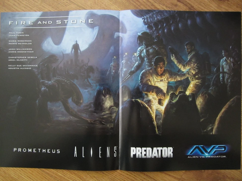 Mini póster de 2 caras Prometheus Fire & Stone Aliens AVP 2014 SDCC Dark Horse Foto 1 de 2