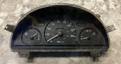 Cuadro velocímetro Chevy Metro/Suzuki Swift 97-01 sin velocímetro Foto 1 de 2