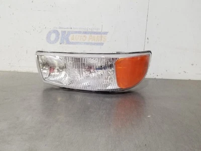 04 2004 GMC YUKON XL DENALI HEADLIGHT LAMP RIGHT PASSENGER - Image 1 of 4