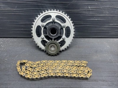 Suzuki GSXR750 2015 OEM kit de cadena y piñones #71525 Foto 1 de 4