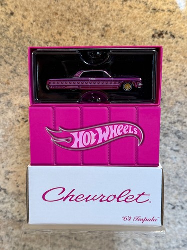 Hot Wheels The Rose'n One Special Edition 64 Impala Lowrider