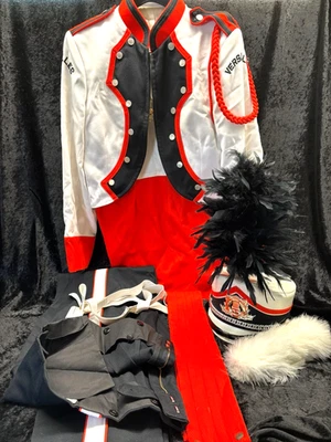 Conjunto completo de uniforme banda de marcha Versalhes, Ohio High School Tigers antigo - Imagem 1 de 4