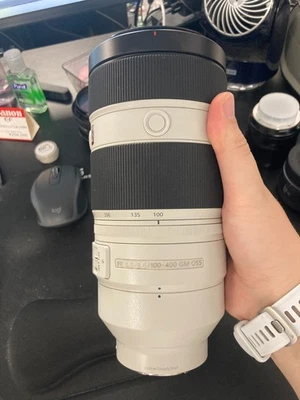 Lente Sony G-Series FE 100-400mm f/4.5-5.6 GM OSS (DEFEITUOSA) - Imagem 1 de 4