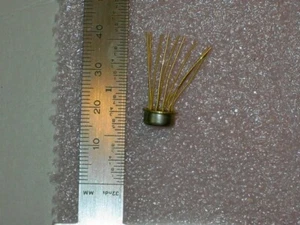 MC1461G TO-99 NOS Input Voltage 35VDC, Load Current 250ma - Picture 1 of 1