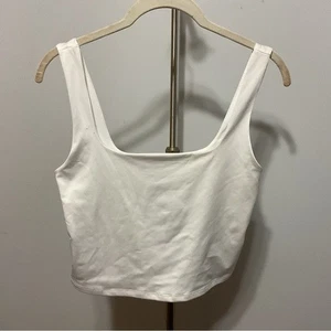 Live in The moment White Crop Top Size M NWT - Picture 1 of 4