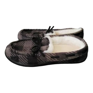 Men's Slippers Hard Bottom Faux Fuer Size Medium (9-10) Green Plaid - Picture 1 of 9