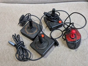 Vintage Atari 2600 Joystick Controller Lot ( Untested ) - Picture 1 of 1