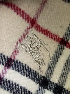 Bufanda Burberry X-Long Vintage - Beige Nova/House Check - 100% Lana de Cordero. - Imagen 1 de 17