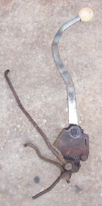 VINTAGE HURST 4 SPEED SHIFTER WITH MOUNTING PLATE & SOME LINKAGE