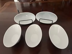 Set of 4 Crate and Barrel Ivory Porcelain Oval Mini Bowls 5 3/4”L, 2 1/8”H - Picture 1 of 4