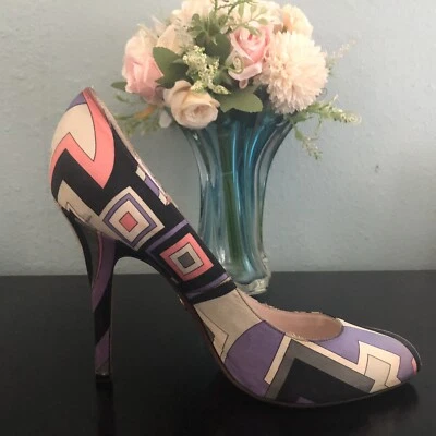 Tacones EMILIO PUCCI estampado abstracto negros y morados ~ talla 39,5 (9 EE. UU.) Foto 1 de 4