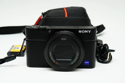 Sony DSC-RX100 III Cyber-Shot Kamera - gebraucht und neuwertig - Bild 1 von 4