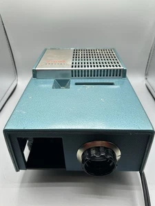 Vintage MCM Realist 400 Slide Projector Good Bulb turns on, but has not tested - Picture 1 of 6