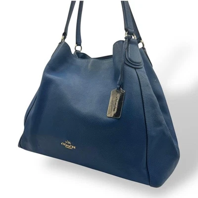 Bolso de Hombro Coach Edie Hobo Azul Marino de Japón Usado Foto 1 de 4
