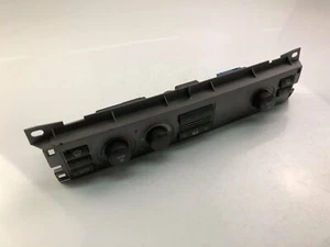 E2561 BMW 7 E65 2003 Climate Control Unit 6925745 - Picture 1 of 4