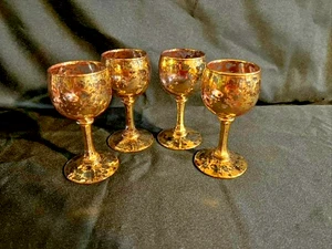 VINTAGE SET OF 4WINE GOBLETS GOLD ETCHED GLASSES-MADE IN ITALY - Picture 1 of 5