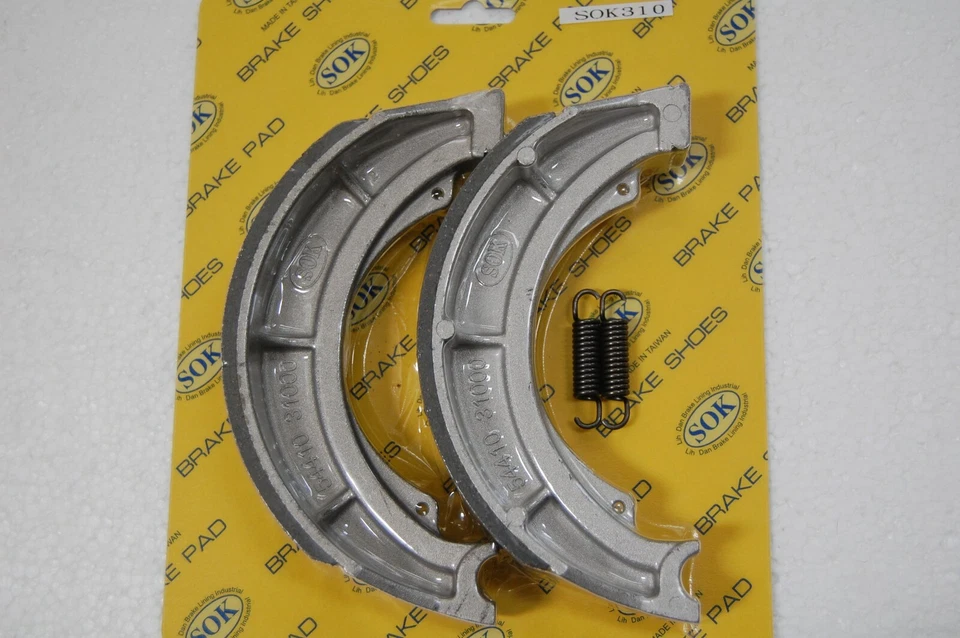 ZAPATOS DE FRENO TRASEROS + Muelles para SUZUKI GS750T 1982-1983 Foto 1 de 1