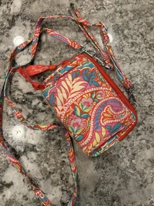 Vera Bradley Little Hipster Crossbody Purse With Built in Front Wallet - Picture 1 of 4