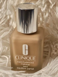 Clinique Superbalanced Foundation 30ml Choose Shade - Picture 1 of 17