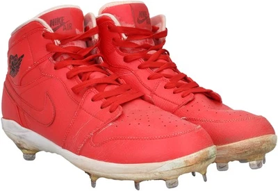 Chuteiras Jarren Duran Boston Red Sox GU Red Jordan vs. Pirates em 31 de agosto de 2025 - Imagem 1 de 4