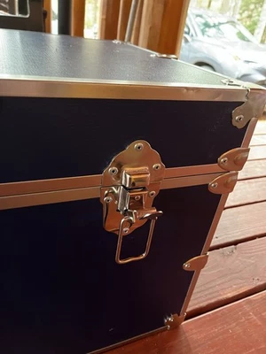 Rhino Trunk And Case - Image 1 of 4