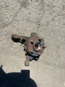 Driver Left Front Spindle/Knuckle Fits 02-10 PT CRUISER 521758 - Picture 1 of 12
