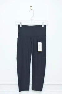 NWT Old Navy Size SP High-Waisted PowerSoft Crop Compression Leggings Black Gray - Picture 1 of 7