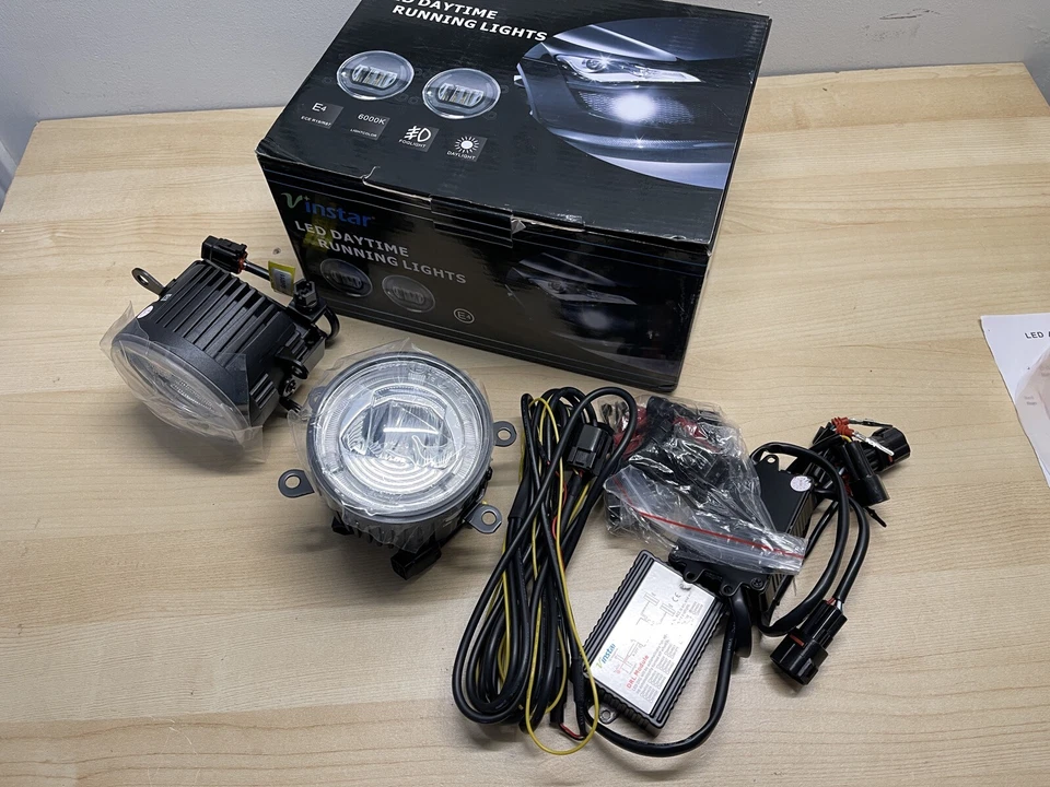KIT FAROS LED ANTINIEBLAS 10W Y DRL 9.5W FORD FIESTA MK7 E4 BLANCO 6000K CREE - Imagen 1 de 1