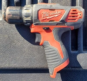 Milwaukee M12 2407-20 3/8" Cordless Drill Driver 12V - TOOL ONLY - Picture 1 of 9
