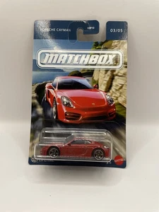 Matchbox 2025 Porsche Cayman Rosso MBX Germania Serie 3/5 - Foto 1 di 2