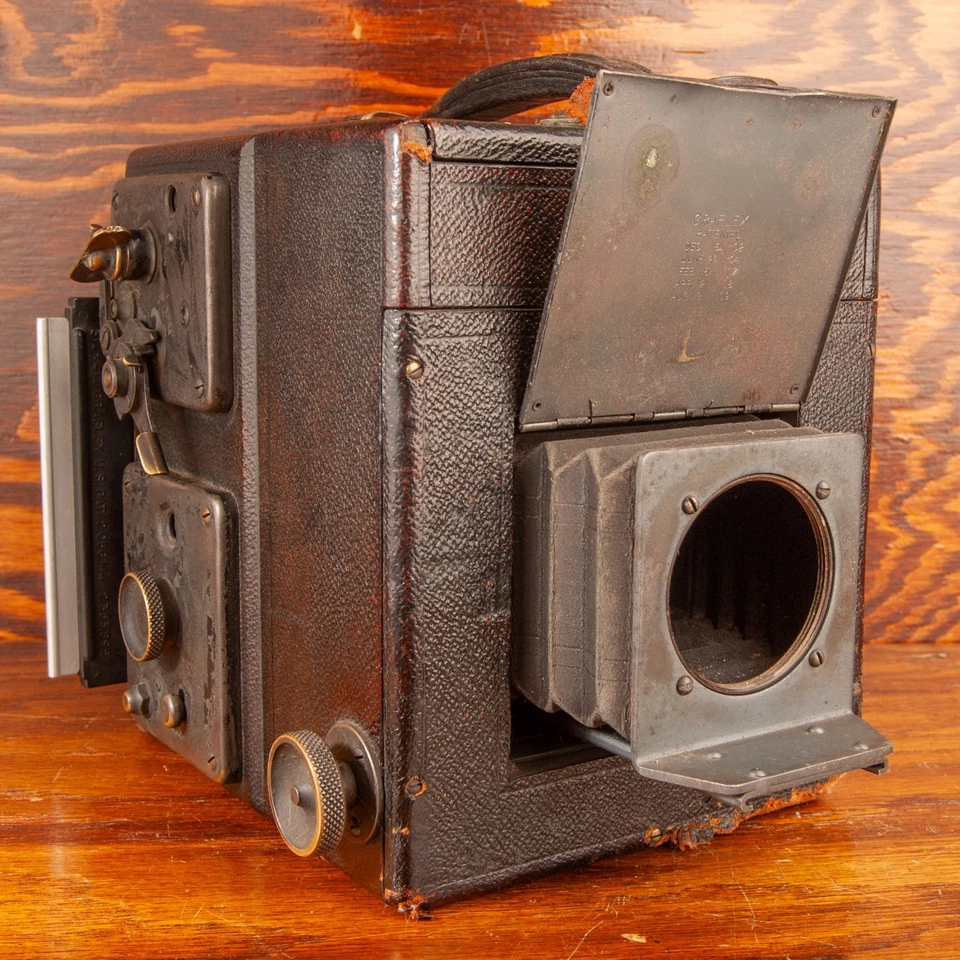 Graflex Series B 3x4 Quarter Plate SLR Camera Body Only For Parts Or Repair - Image 1 of 4