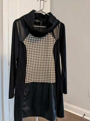 Vestido suéter/cuello capucha Tricotto para mujer con imitación de cuero talla S pequeño Foto 1 de 4