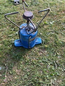 Tragbarer Camping Gaz Kocher. Outdoor Kochen und Ständer - kein Res - Bild 1 von 4