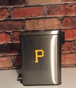 Pittsburgh Pirates MLB Baseball Team Logo Edelstahl Mülleimer 1,3 Gallonen - Bild 1 von 1