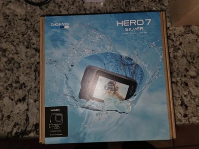 GoPro Hero 7 - Plateada - NUEVA/SELLADA + Kit de accesorios Foto 1 de 4