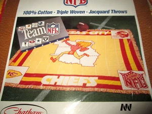 Kansas City Chiefs Triple Woven Jaquard Blanket Throw Tapestry (46" x 67") - Picture 1 of 4