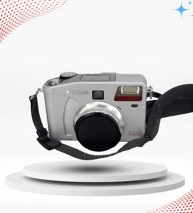 Toshiba 3.3 MP Digital Still Camera 3x zoom lens PDR -M70 With Charger - Picture 1 of 13