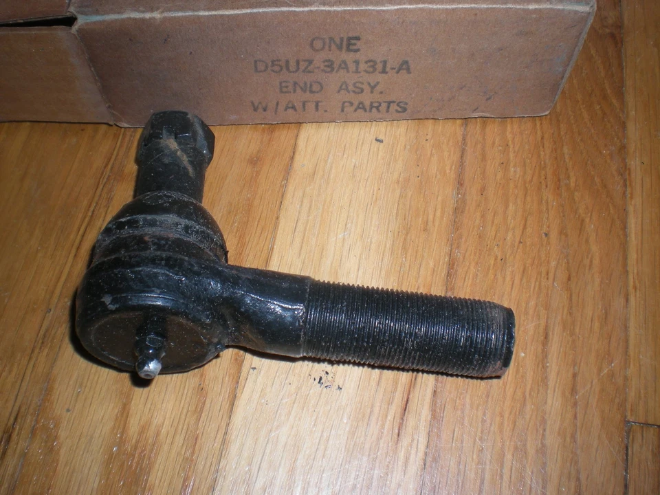 Nuevo de Lote Antiguo Ford E100 E250 E300 Extremo de Barra de Atar Exterior D5uz-3A131-A Foto 1 de 1