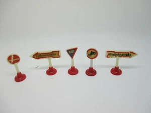 Conjunto Di Vecchi Segnali Stradali, Scala H0 O TT (SSK62) - Foto 1 di 2