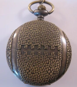 Reloj de bolsillo de fútbol americano con tu elección de regalos de cadena para entrenador de jugador de fútbol - Imagen 1 de 14