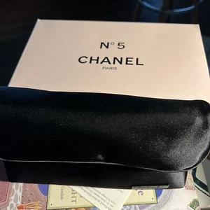CHANEL NO. 5  Trousse Signature Bag - Bath Gel, Eau De Toilette, Body Cream - Picture 1 of 20