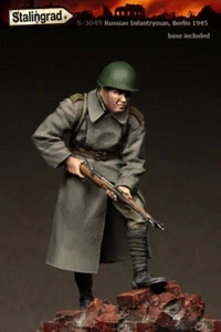 Stalingrad SL-3049 1/35 Russian Infantryman 1945 - Bild 1 von 4